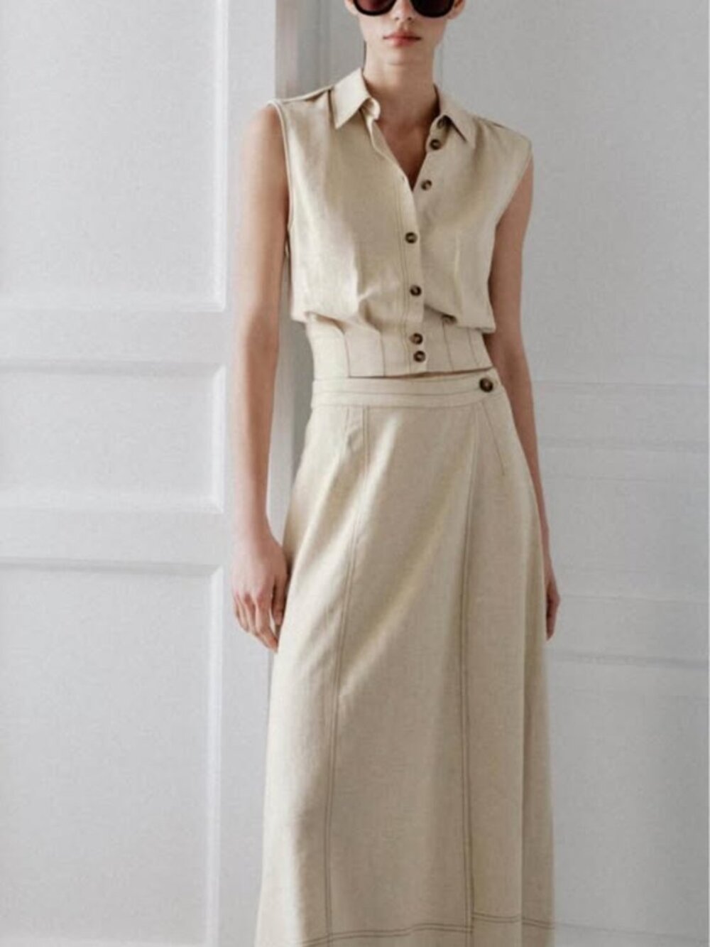 ZARA Linen Blend Sleeveless Utility Shirt/Cropped Vest in Oatmeal/Beige, Size Sm